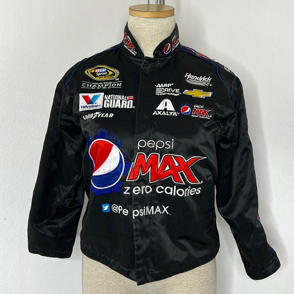 🔹 Chase Authentics NASCAR Jeff Gordon Embroidered Jacket